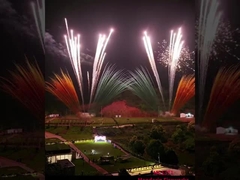 কারখানা পাইকারি পেশাদার পাইরোটেকনিকস দিনের বেলা ফায়ারওয়ার্ক কেক রঙিন ধোঁয়া কেক ফায়ারওয়ার্ক