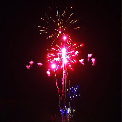 আউটডোর ৩০০ শট কেক ফায়ারওয়ার্ক