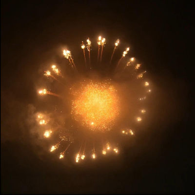 4'' Inch Wholesale Pyrotechnics Fireworks For New Year Chinese Factory 1.3G Un0335 Professional Display Shells Fireworks